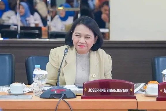 Protes Pemotongan Anggaran Sosial dan Pangan, Legislator PSI Josephine Simanjuntak Walk Out Sidang Paripurna DPRD DKI
